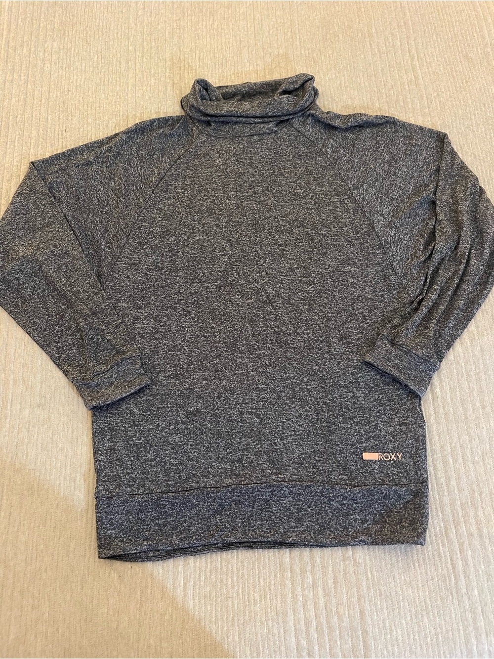 Roxy women’s  Heather Charcoal Turtleneck Sweater size small